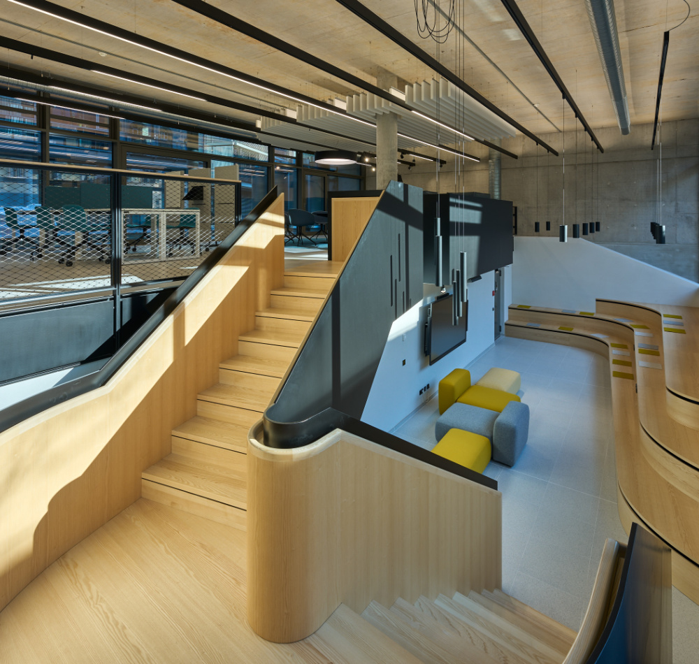 LEG COMCENTER BRÜHL